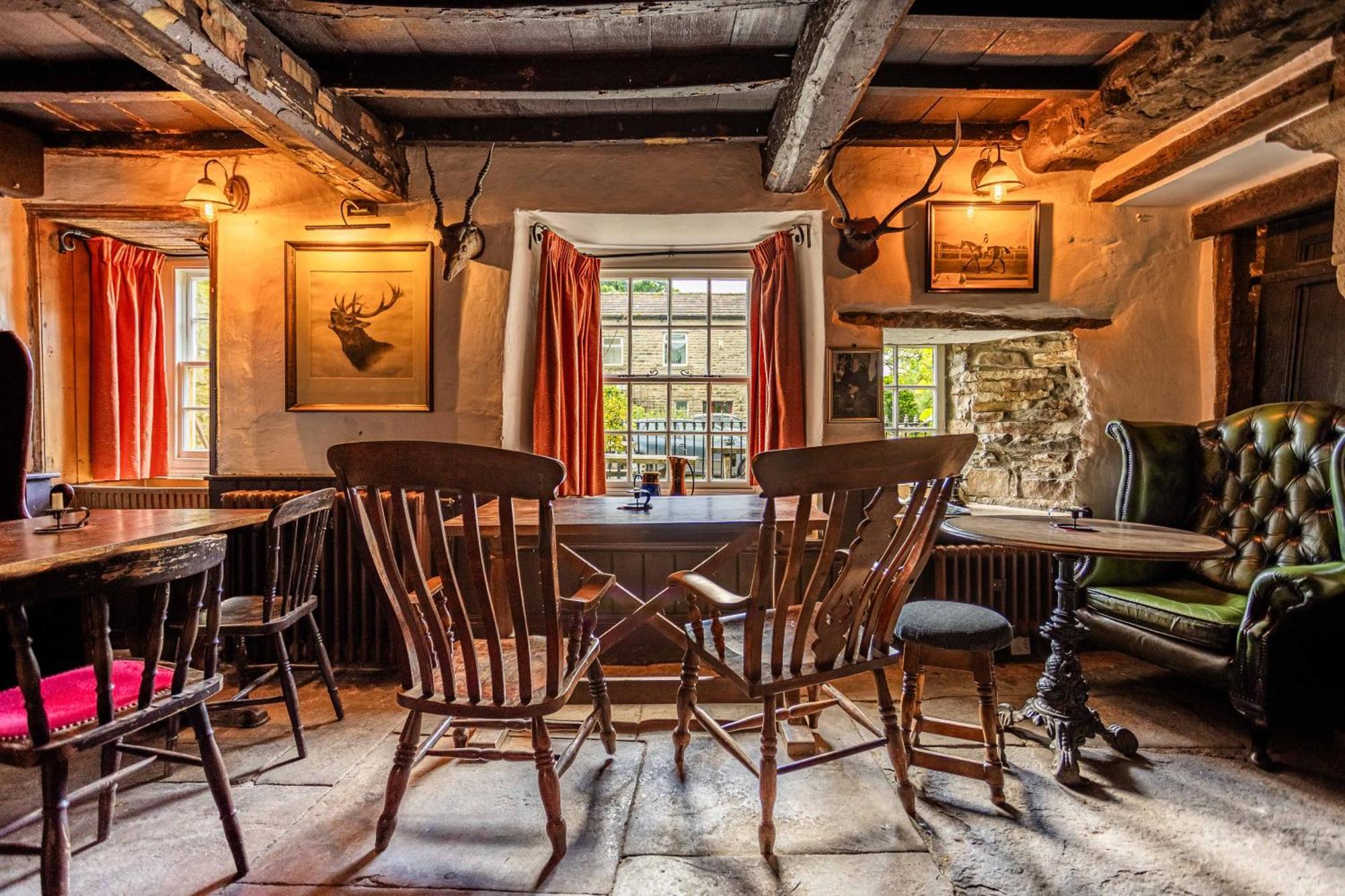 The Green Dragon At Hardraw Exterior photo